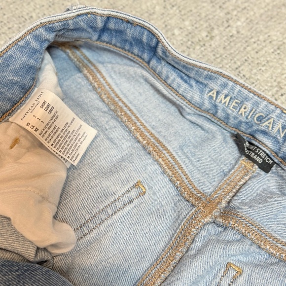 American Eagle Outfitters Light Blue Distressed Straight Leg Jeans Short 2 - Picture 7 of 8